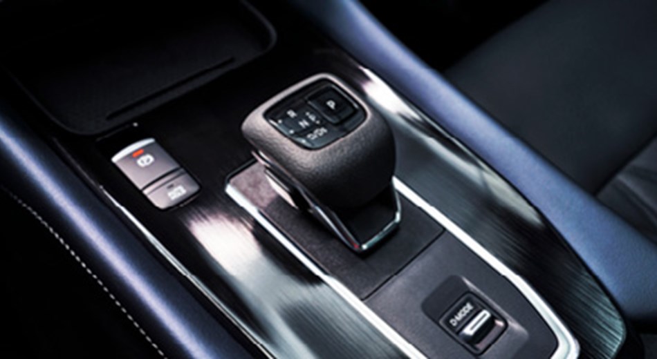 One Touch Gear Lever-Vehicle Feature Image
